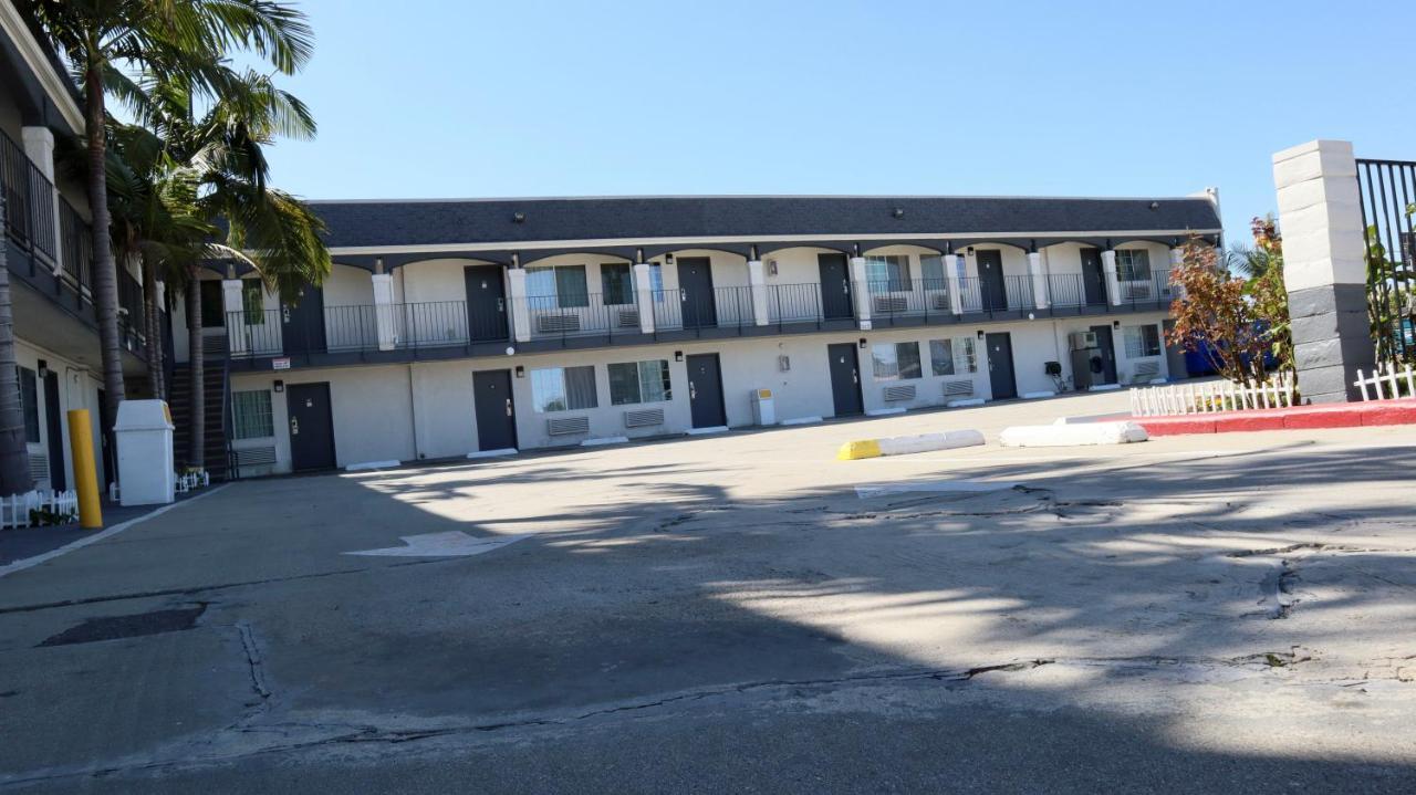 Value Inn Bellflower Extérieur photo