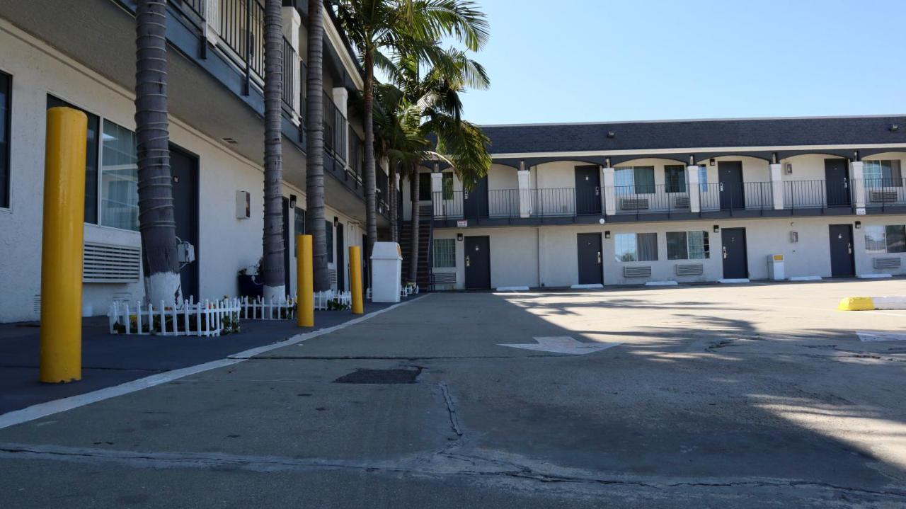 Value Inn Bellflower Extérieur photo
