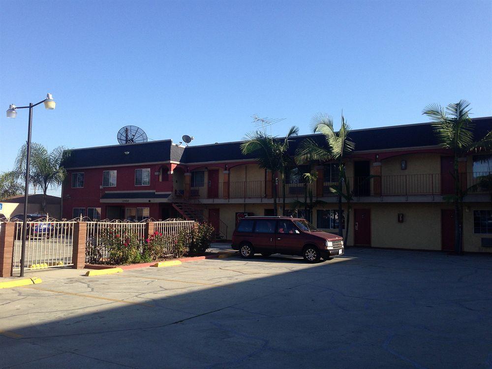 Value Inn Bellflower Extérieur photo