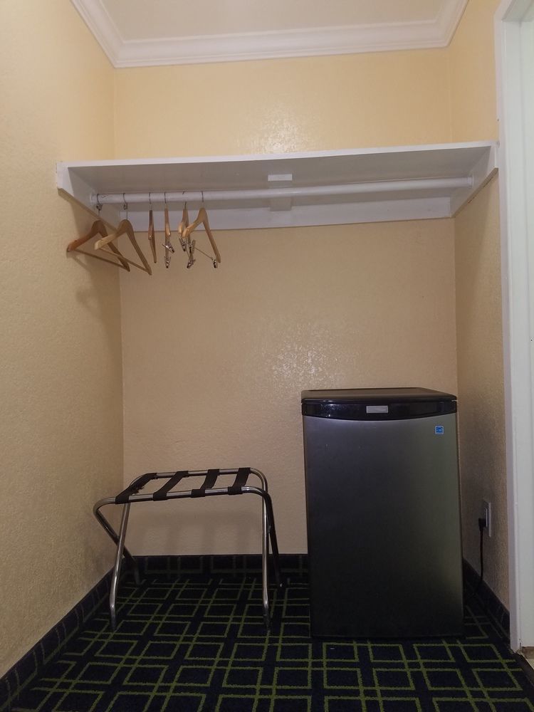 Value Inn Bellflower Extérieur photo