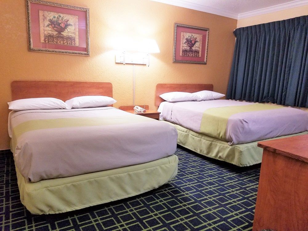Value Inn Bellflower Extérieur photo