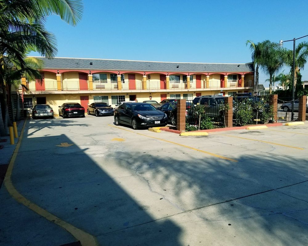 Value Inn Bellflower Extérieur photo